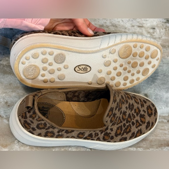 Women’s SOFFT Pavina leopard print slip on sneakers- Size 7.5 - Picture 7 of 7